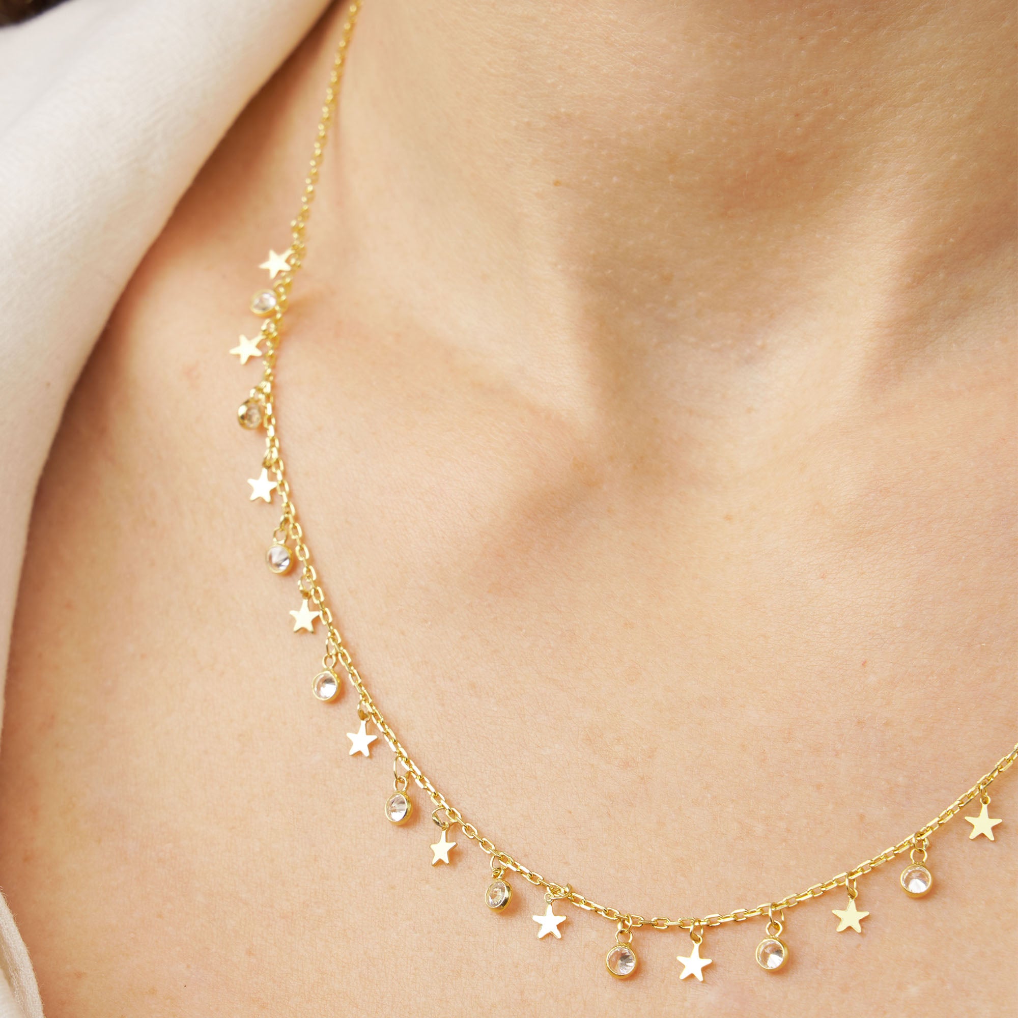 COLLAR STAR ORO